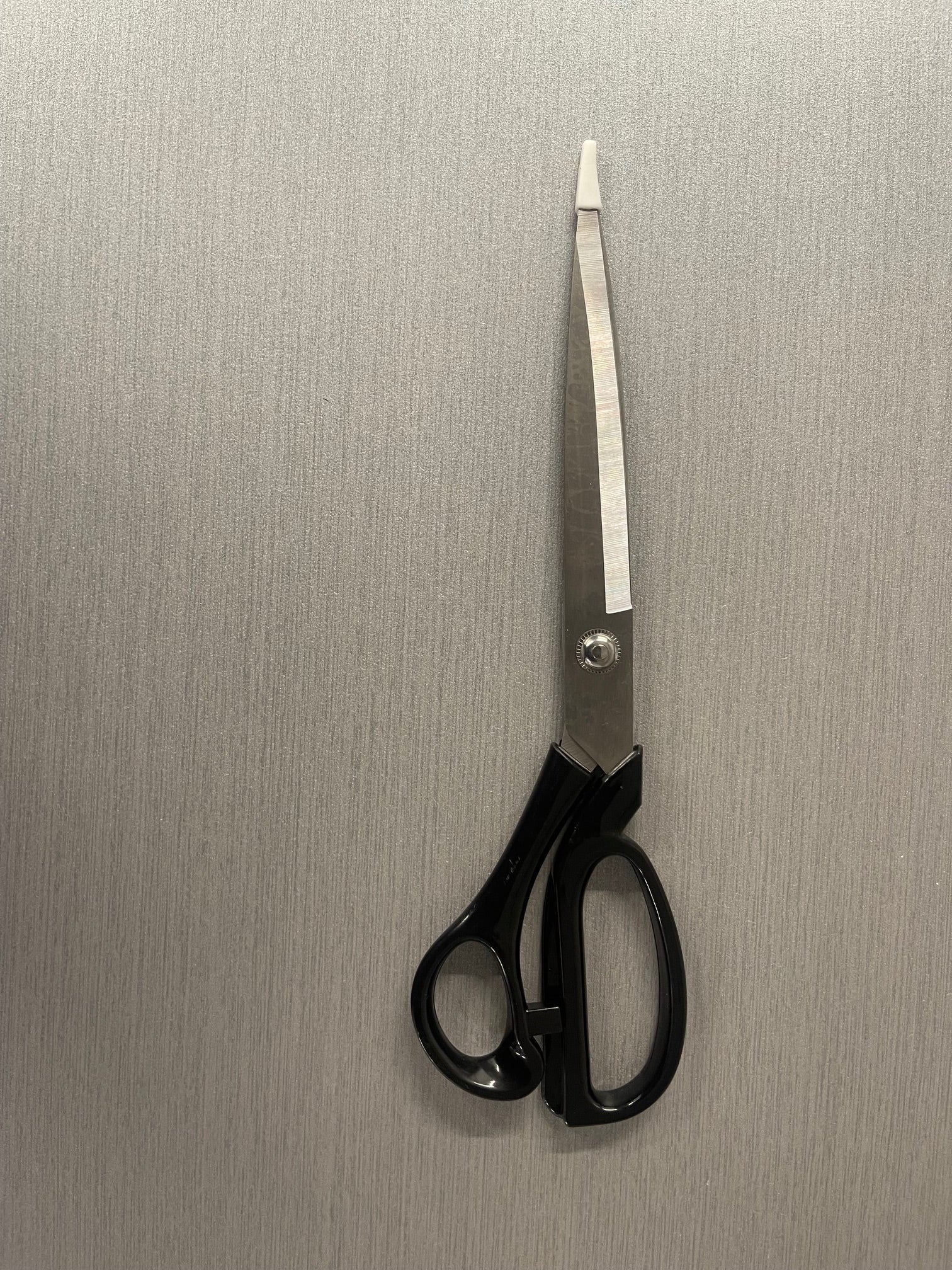 Fabrona Professional Tailor Shears – Ultra-Sharp Precision Fabric Scissors for Garment Cutting