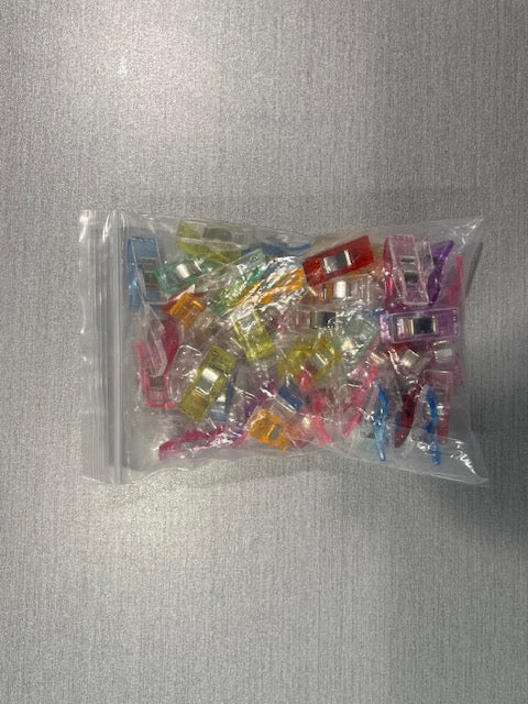 Fabrona GripLock Sewing Clips (50-Pack) – Heavy-Duty Fabric Clamps for Quilting & Crafting